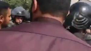 تيراندازى به طرف تجمع مسالمت آميز در اهواز وبازداشت 12 نَفَر در بين آنها 3 فعال زن