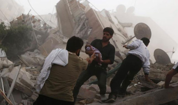 بمباران شیمیایی حلب توسط نظام اسد با بشکههای حاوی گاز سمی بمباران شیمیایی حلب توسط نظام اسد با بشکههای حاوی گاز سمی