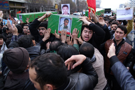 جنگ سوریه و افغانهایی که با هدایت ایران میجنگند جنگ سوریه و افغانهایی که با هدایت ایران میجنگند