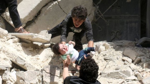 حمله جنگنده های روسیه به مناطق مسکونی در حلب سوریه 15 کشته برجای گذاشت