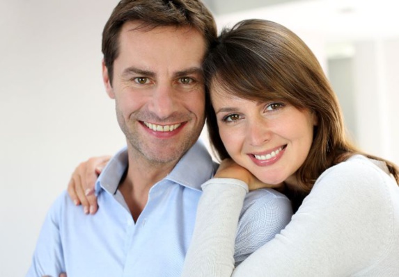 رفتار زنان و مردان در ورود به اتاق رفتار زنان و مردان در ورود به اتاق