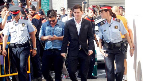 لیونل مسی به 21 ماه زندان محکوم شد  لیونل مسی به 21 ماه زندان محکوم شد