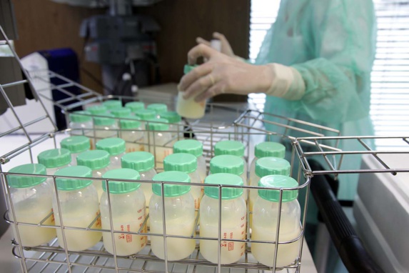 تاثیر شگفت انگیز شیر مادر برای درمان سرطان تاثیر شگفت انگیز شیر مادر برای درمان سرطان