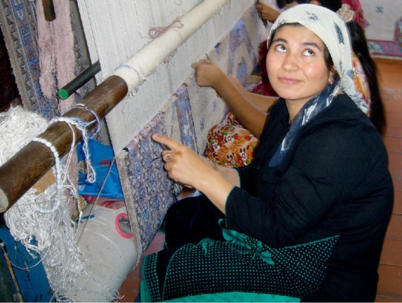 صنعت قالی بافی افغانستان در معرض تهدید 
