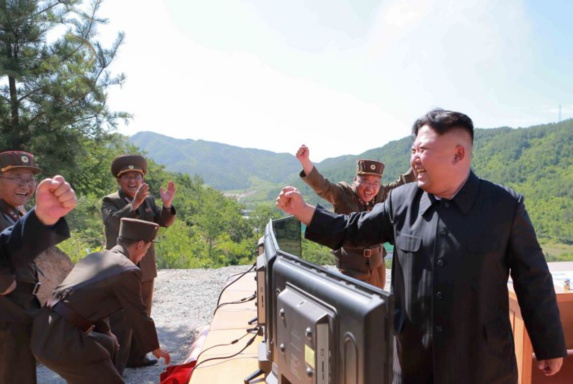 کره شمالی موشک قاره‌پیمای جدیدی آزمایش کرد که ادعا می کند به تمام امریکا می رسد