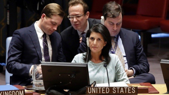 نیکی هیلی: ایران نمیتواند با برنامه هسته ای جهان را به گروگان بگیرد  نیکی هیلی: ایران نمیتواند با برنامه هسته ای جهان را به گروگان بگیرد