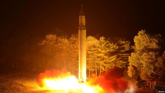 پرتاب موشک کره شمالی به سوی ژاپن 