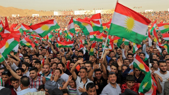 فراخوان عمومی جهت برافراشتن پرچم کوردستان در روز رفراندوم از سوی فعالین سیاسی و مدنی کوردستان ایران
