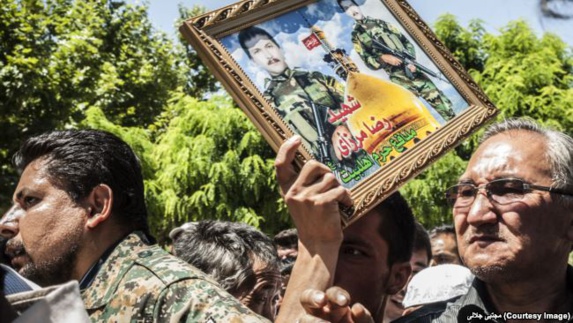 سپاه پاسداران هزاران تن از اتباع افغانستان را به سوریه اعزام کرده است سپاه پاسداران هزاران تن از اتباع افغانستان را به سوریه اعزام کرده است