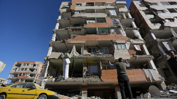 نیویورک تایمز:‌ مردم ایران از افتضاح ساختمانسازی حکومتی در مناطق زلزله زده خشمگین اند