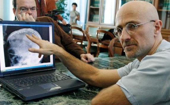 اولین پیوند سر انسان به بدن یک جسد واقعیت دارد؟ اولین پیوند سر انسان به بدن یک جسد واقعیت دارد؟