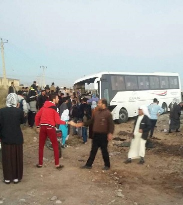 واژگونی اتوبوس راهیان نور حامل دختران بسیجی استان البرز در خفاجیه(سوسنگرد) واژگونی اتوبوس راهیان نور حامل دختران بسیجی استان البرز در خفاجیه(سوسنگرد)