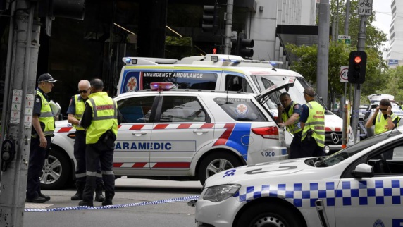 حمله با خودرو به عابران پیاده در ملبورن حمله با خودرو به عابران پیاده در ملبورن