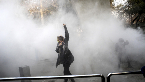 دادگاه انقلاب تهران معترضان را تهدید به «اعدام» کرد