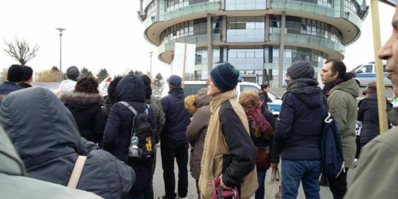 اعتراض به حضور هاشمی شاهرودی در بیمارستانی در آلمان