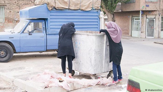 تصاویر کودکان، زنان و مردان زبالهگرد در ایران تصاویر کودکان، زنان و مردان زبالهگرد در ایران