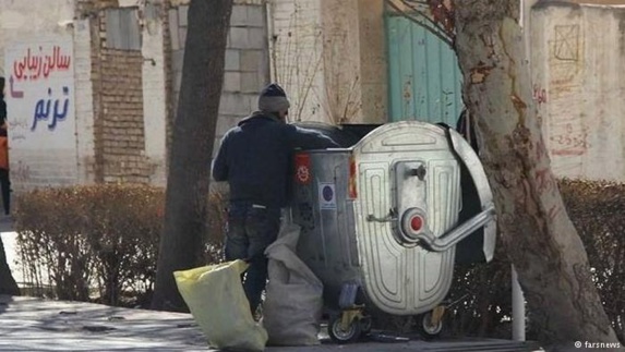 تصاویر کودکان، زنان و مردان زبالهگرد در ایران تصاویر کودکان، زنان و مردان زبالهگرد در ایران