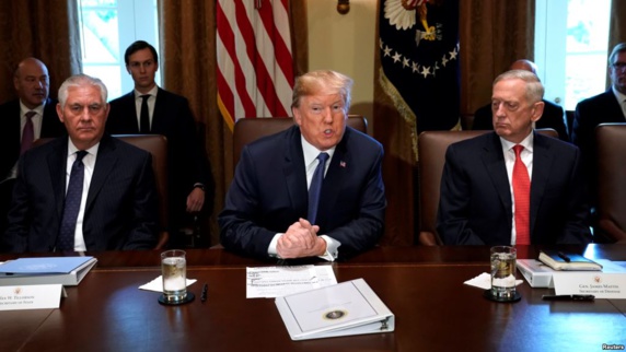 تصمیم ترامپ در مورد ادامه تعلیق تحریمهای ایران احتمالا جمعه اعلام میشود تصمیم ترامپ در مورد ادامه تعلیق تحریمهای ایران احتمالا جمعه اعلام میشود