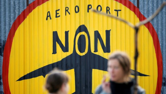 دولت فرانسه طرح ساختن فرودگاه جدیدی در غرب این کشور را کنار گذاشت دولت فرانسه طرح ساختن فرودگاه جدیدی در غرب این کشور را کنار گذاشت