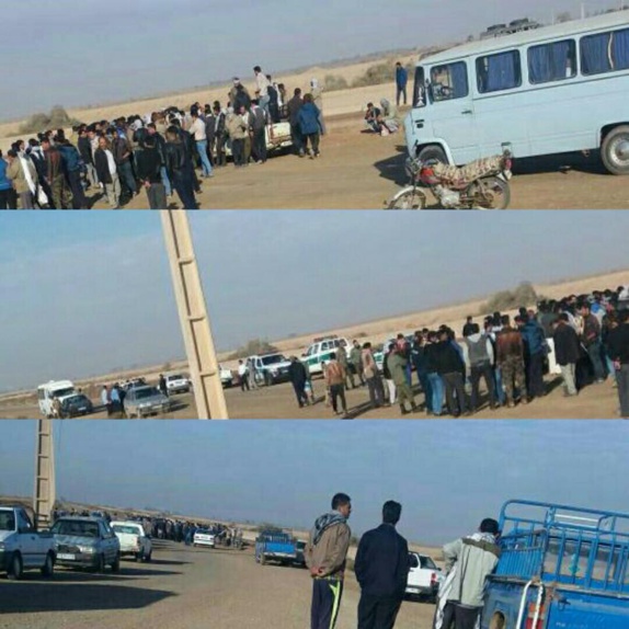 تجمع جوانان اهوازی نسبت به استخدام غير بوميان در مقابل شركت نیشکر میرزا کوچک خان تجمع جوانان اهوازی نسبت به استخدام غير بوميان در مقابل شركت نیشکر میرزا کوچک خان