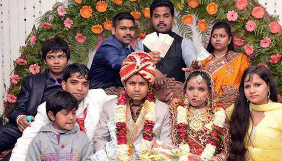 اغفال دختران ثروتمند توسط دختر مردنما! +تصاویر اغفال دختران ثروتمند توسط دختر مردنما! +تصاویر