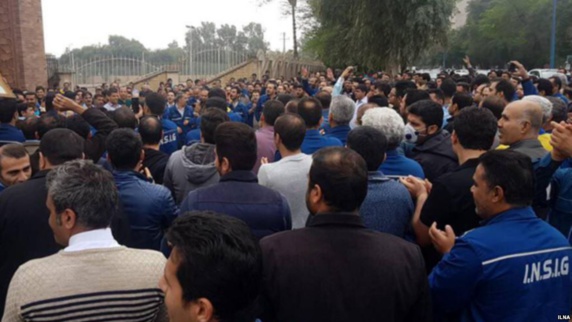 احضار دستکم ۱۱ کارگر شرکت نیشکر هفت تپه به اداره اطلاعات احضار دستکم ۱۱ کارگر شرکت نیشکر هفت تپه به اداره اطلاعات