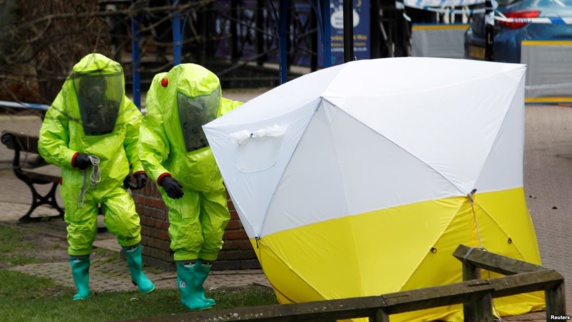 پلیس بریتانیا در پرونده مسمومیت مشکوک جاسوس روس از ارتش کمک خواست پلیس بریتانیا در پرونده مسمومیت مشکوک جاسوس روس از ارتش کمک خواست