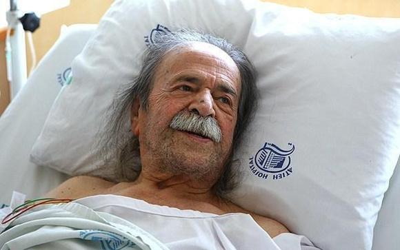 محمد علی کشاورز در بیمارستان بستری شد محمد علی کشاورز در بیمارستان بستری شد