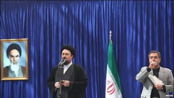 شعار علیه حسن خمینی و احمدینژاد در سالگرد درگذشت آیتالله خمینی شعار علیه حسن خمینی و احمدینژاد در سالگرد درگذشت آیتالله خمینی