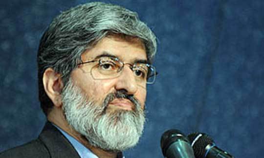 سپاه پاسداران ايران از علی مطهری، نماينده مجلس به اتهام "هتاکی و سخنان کذب" شکايت کرد.