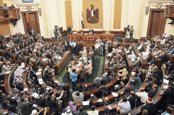 بالا گرفتن جنگ قدرت در مصر در پی تشکیل جلسه پارلمان بالا گرفتن جنگ قدرت در مصر در پی تشکیل جلسه پارلمان