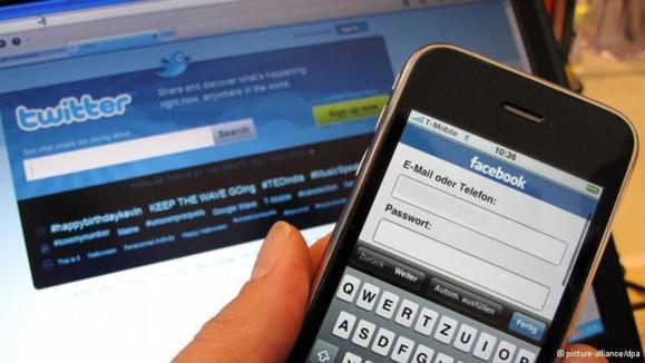 میزان استفاده‌ی کاربران از توئیتر از ماه مه ۲۰۱۱ تا مه ۲۰۱۲، تقریبا دو برابر شده است و ۳۱ درصد از جوانان ۱۸ تا ۲۴ ساله‌ی آمریکای شمالی حالا در 