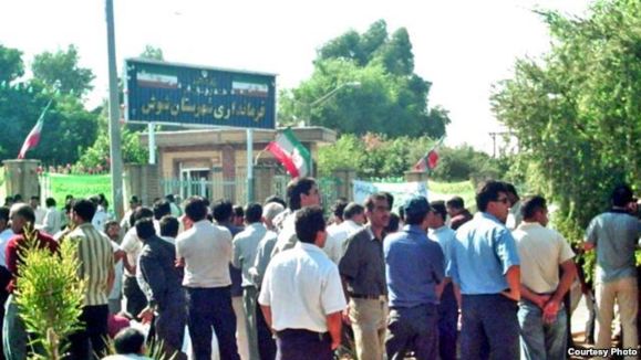 «فشار نیروهای امنیتی» برای انحلال تشکل های کارگری «فشار نیروهای امنیتی» برای انحلال تشکل های کارگری