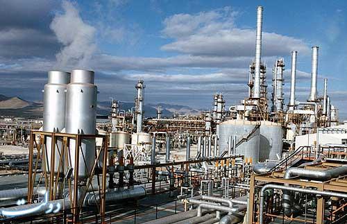 بیش از هیجده کشته و مجروح در حادثه آتش سوزی پتروشیمی بندر امام بیش از هیجده کشته و مجروح در حادثه آتش سوزی پتروشیمی بندر امام