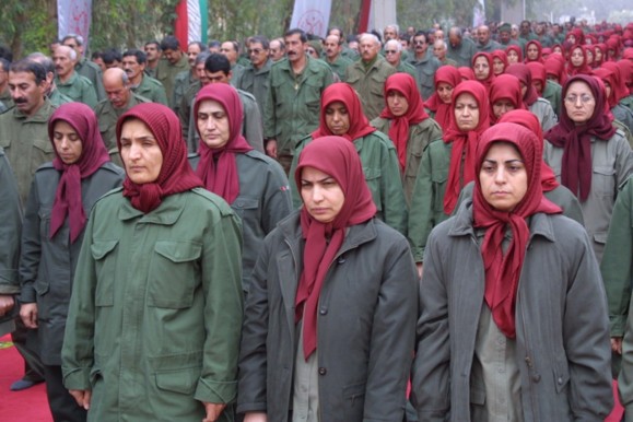 شماری از نمایندگان اتحادیه اروپا: بغداد میخواهد داراییهای ساکنان اشرف را غارت کند شماری از نمایندگان اتحادیه اروپا: بغداد میخواهد داراییهای ساکنان اشرف را غارت کند