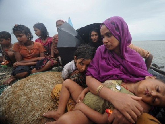 هزاران مسلمان در برمه آواره شده‌اند