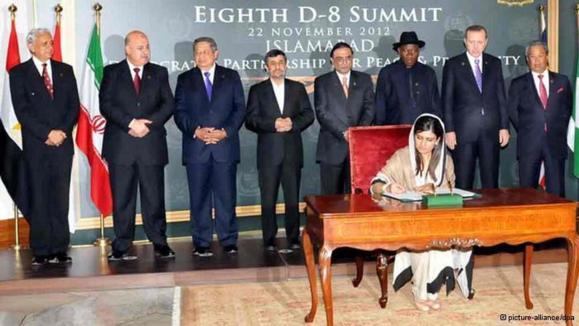 تاکید سران سازمان همکاری هشت کشور در حال توسعه بر گسترش همکاریها تاکید سران سازمان همکاری هشت کشور در حال توسعه بر گسترش همکاریها