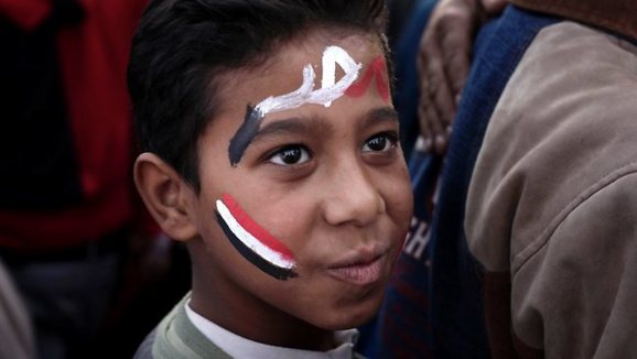 باشگاه قضات مصر نظارت بر همه پرسی قانون اساسی را تحريم کرد باشگاه قضات مصر نظارت بر همه پرسی قانون اساسی را تحريم کرد