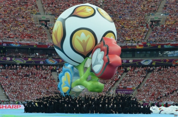 مهم‌ترین رویدادهای فوتبال جهان در سال ۲۰۱۲