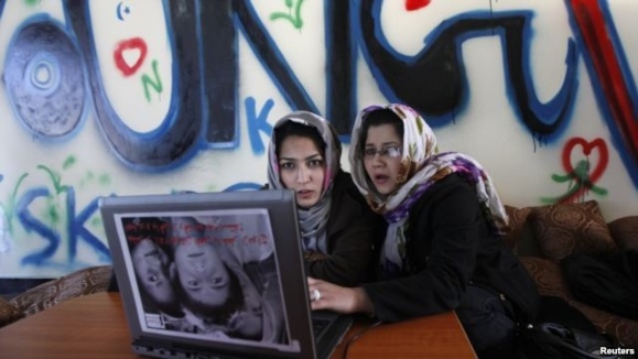 از سکس تا صلح؛ در جستجوی اینترنتی افغان ها از سکس تا صلح؛ در جستجوی اینترنتی افغان ها