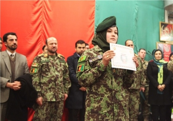 فارغالتحصیلی زنان ارتشی در افغانستان فارغالتحصیلی زنان ارتشی در افغانستان