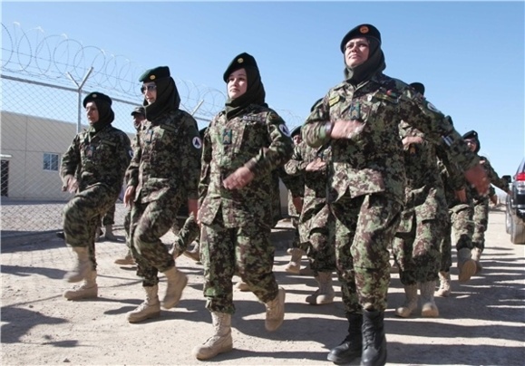 فارغالتحصیلی زنان ارتشی در افغانستان فارغالتحصیلی زنان ارتشی در افغانستان