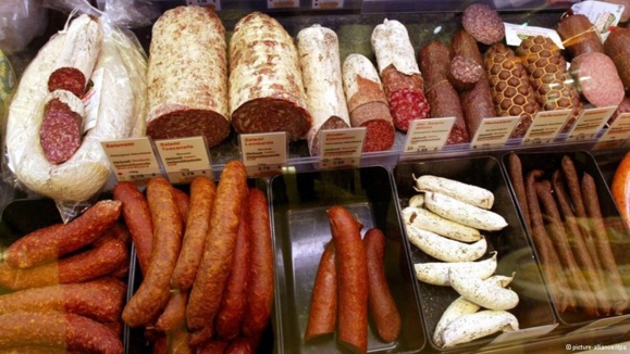 استفاده از گوشت اسب به جای گوشت گاو در بریتانیا استفاده از گوشت اسب به جای گوشت گاو در بریتانیا