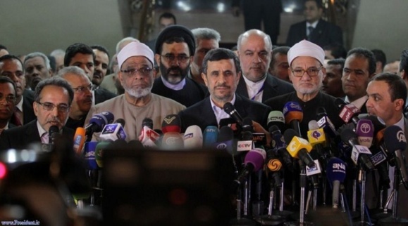 کنفرانس مطبوعاتی احمدی نژاد در الازهر با حضور حسن الشافعی مشاور شیخ الازهر