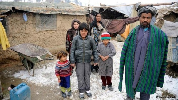 وضعیت طاقت‌فرسای آوارگان افغان در سرمای زمستان