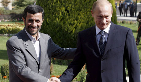 باهنر: احمدینژاد با مدل پوتين-مدودف به ۲۰سال رياست جمهوری میانديشد باهنر: احمدینژاد با مدل پوتين-مدودف به ۲۰سال رياست جمهوری میانديشد