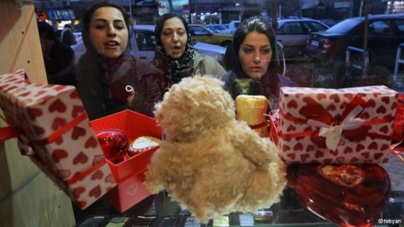 ممنوعه‌های عجیب و خنده‌دار فقط در ایران