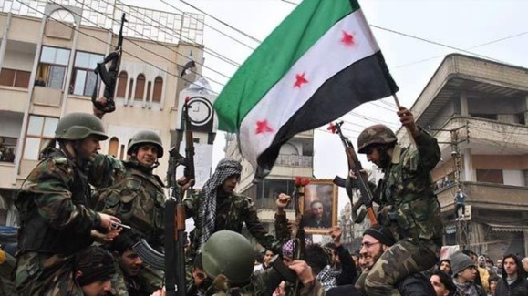 بنابر گزارش‌ها، شهر الرقّه در شمال سوریه به تصرف مخالفان بشار اسد درآمد