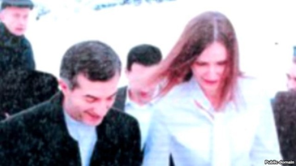 انتشار عکسهای مشایی با زنان بیحجاب اوکراینی نیز به همین منظور صورت گرفت. انتشار عکسهای مشایی با زنان بیحجاب اوکراینی نیز به همین منظور صورت گرفت.