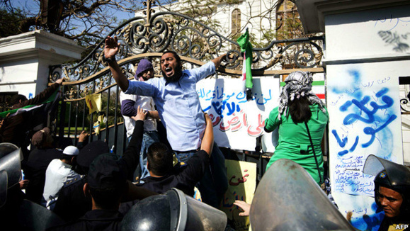حمله به محل اقامت حافظ منافع ایران در مصر حمله به محل اقامت حافظ منافع ایران در مصر